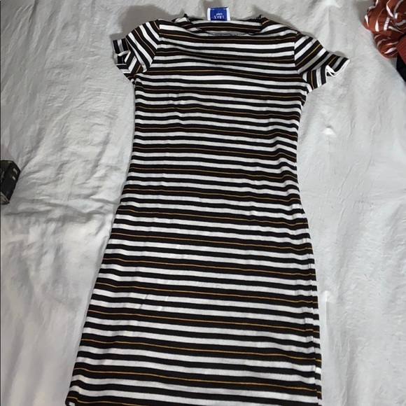 Dress - Picture 1 of 3